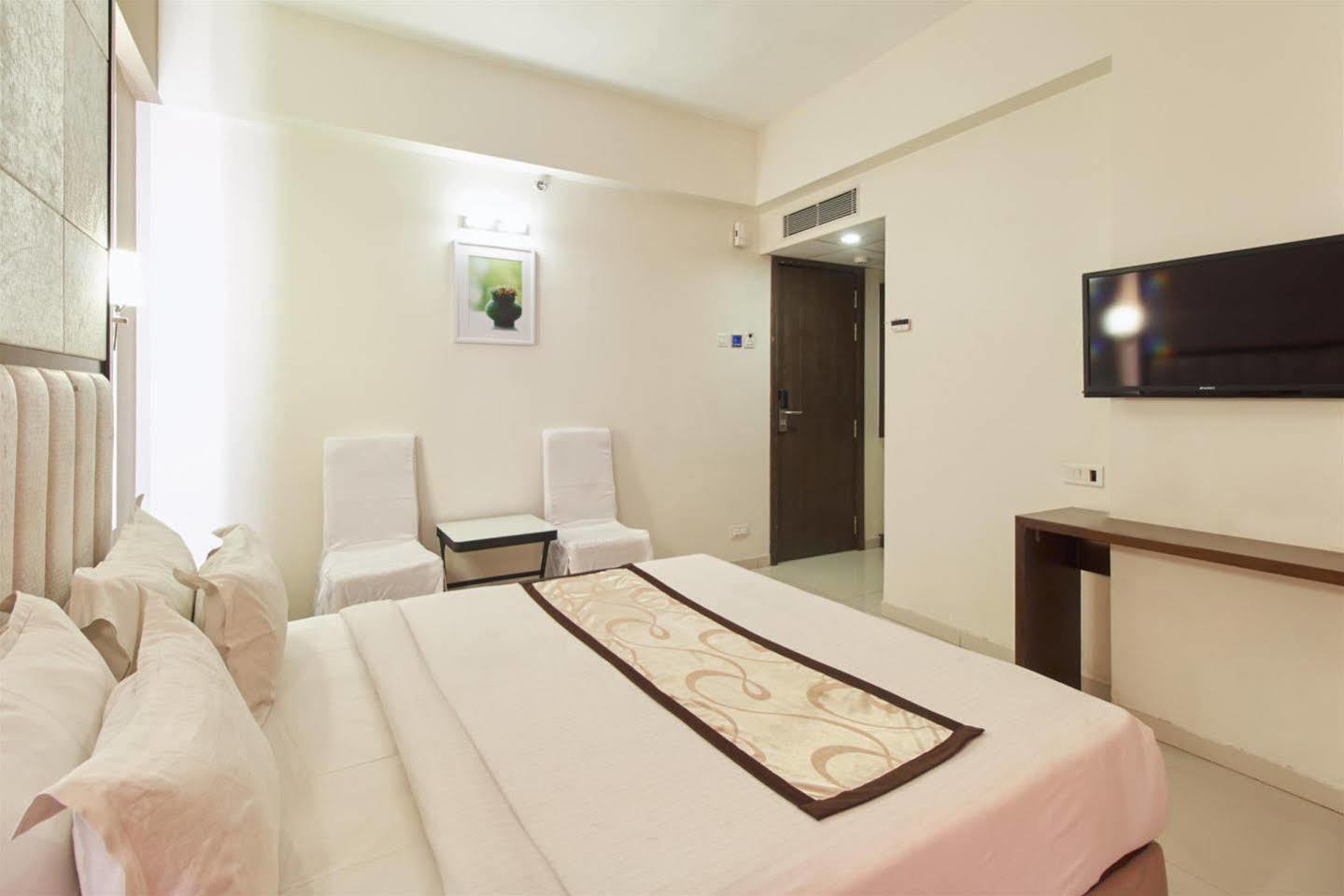 Hotel Executive Silver Inn Aurangabad  Exterior foto